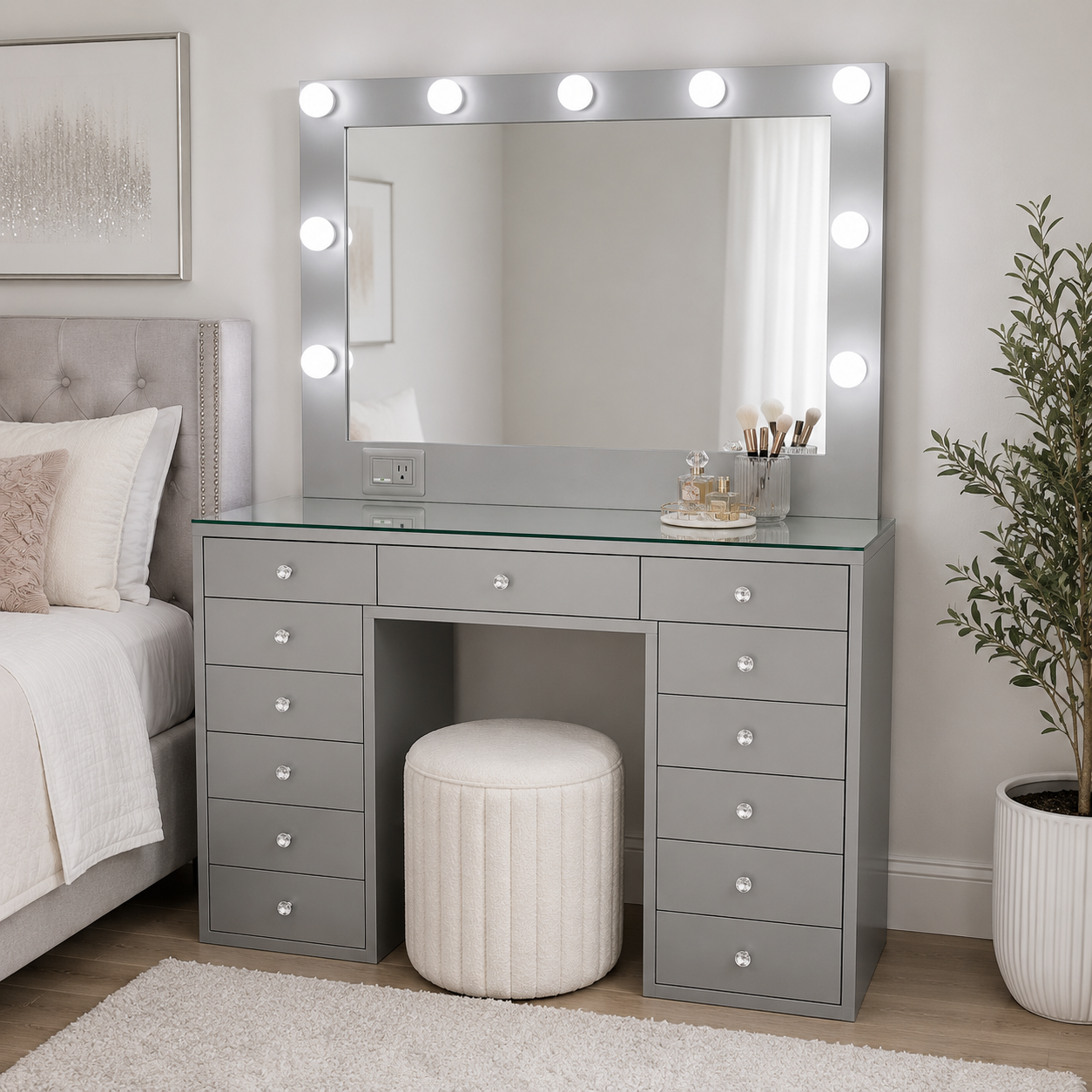 Lynette Vanity
