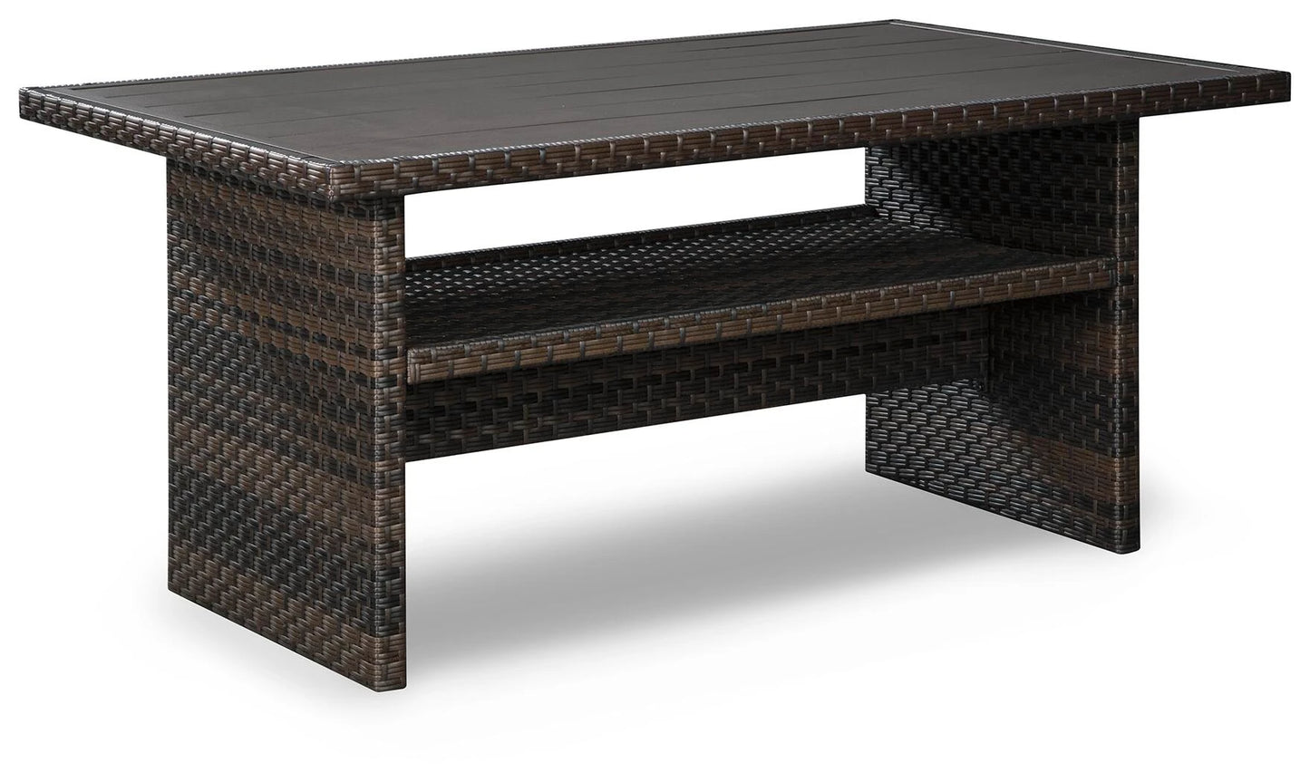Isle Outdoor Table