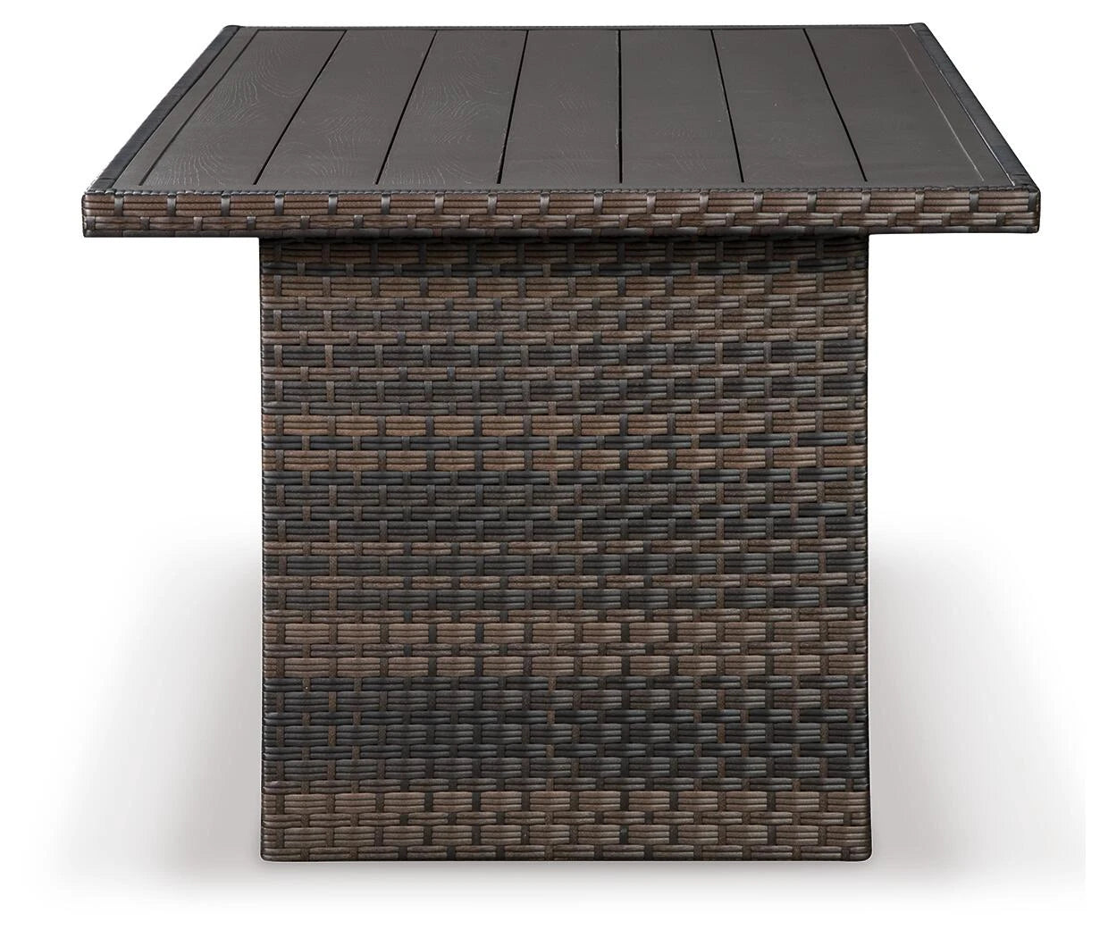Isle Outdoor Table