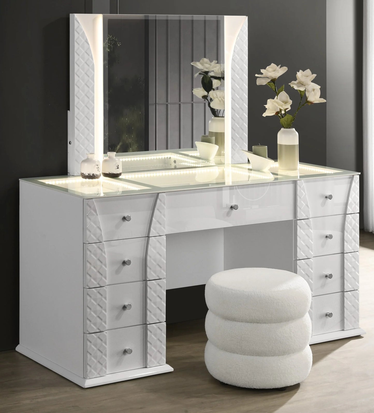 Ivette  The Ivette Luminous Smart Vanity