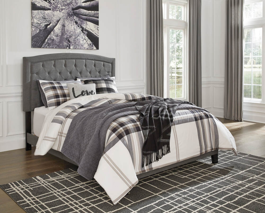 Emilia Platform Bed
