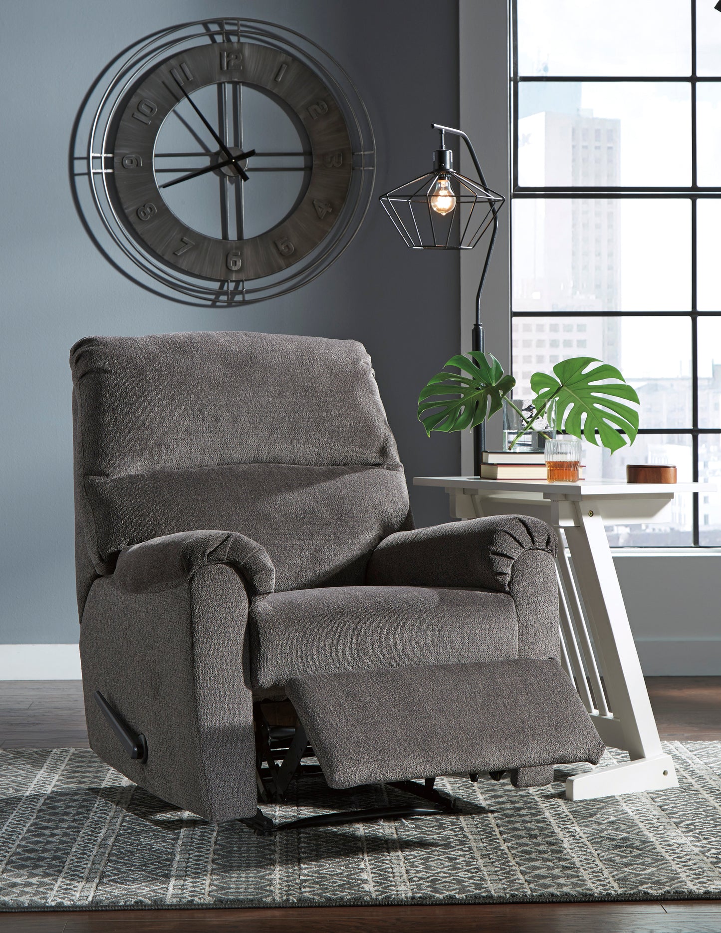 Ivelle Recliner