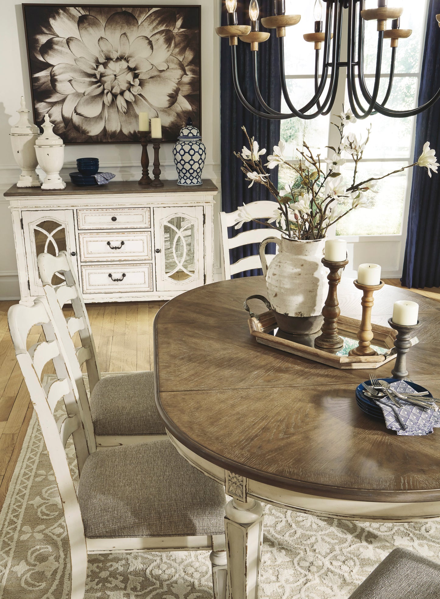 Teren Dining Set
