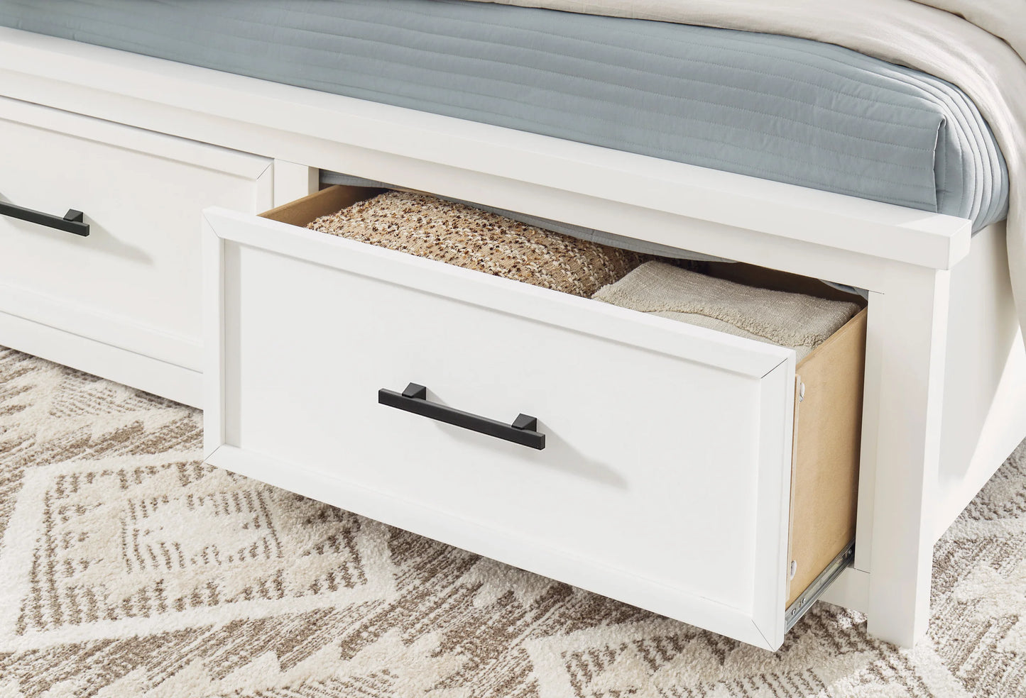 Judith Bedroom Set